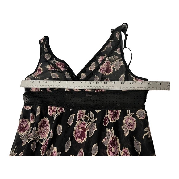 Victoria's Secret Angels Lace Floral Swiss Dot Nightie Small - Picture 8 of 8